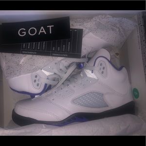 Brand new 
Air Jordan 5 Retro GS 'Concord' Size US 6.5 Y